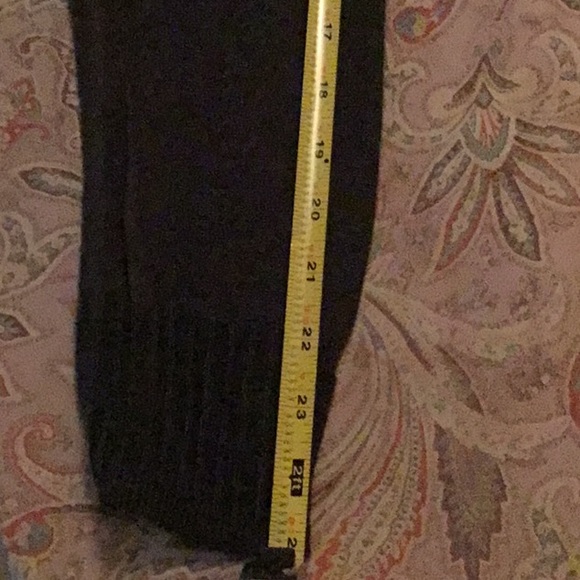 Sweater - Picture 6 of 7